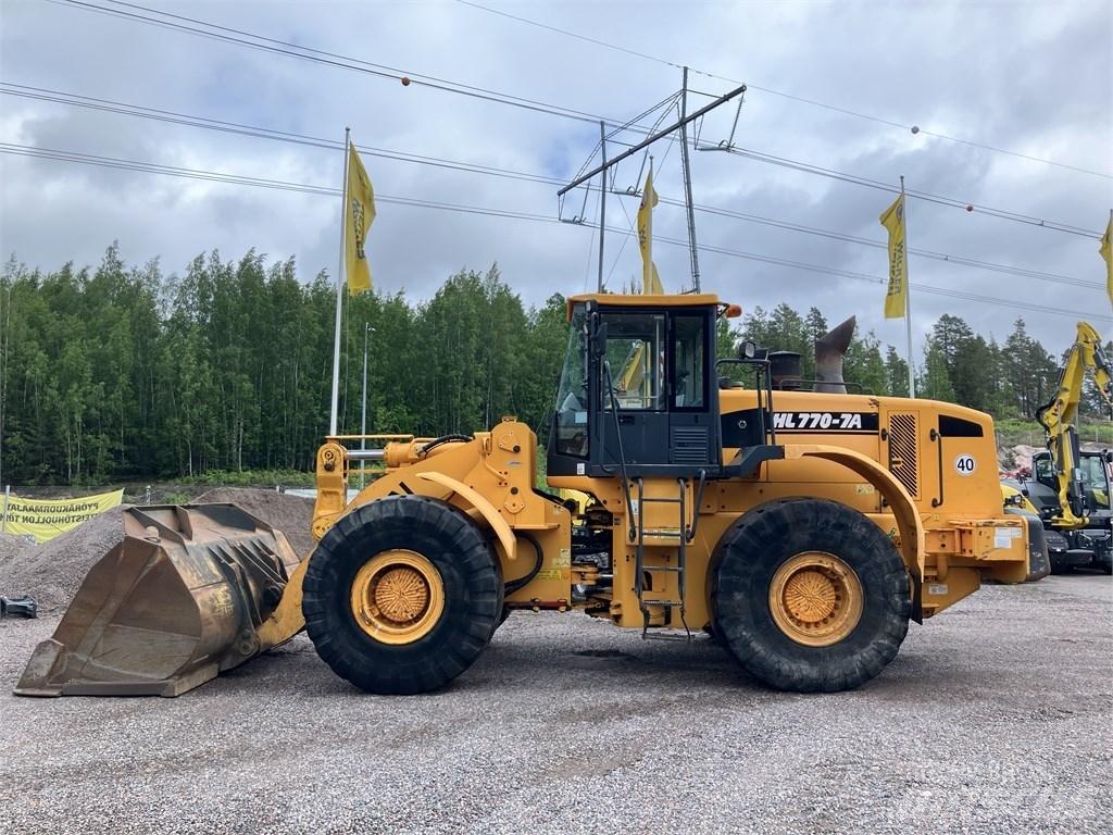 Hyundai HL 770-7 A Incarcator pe pneuri