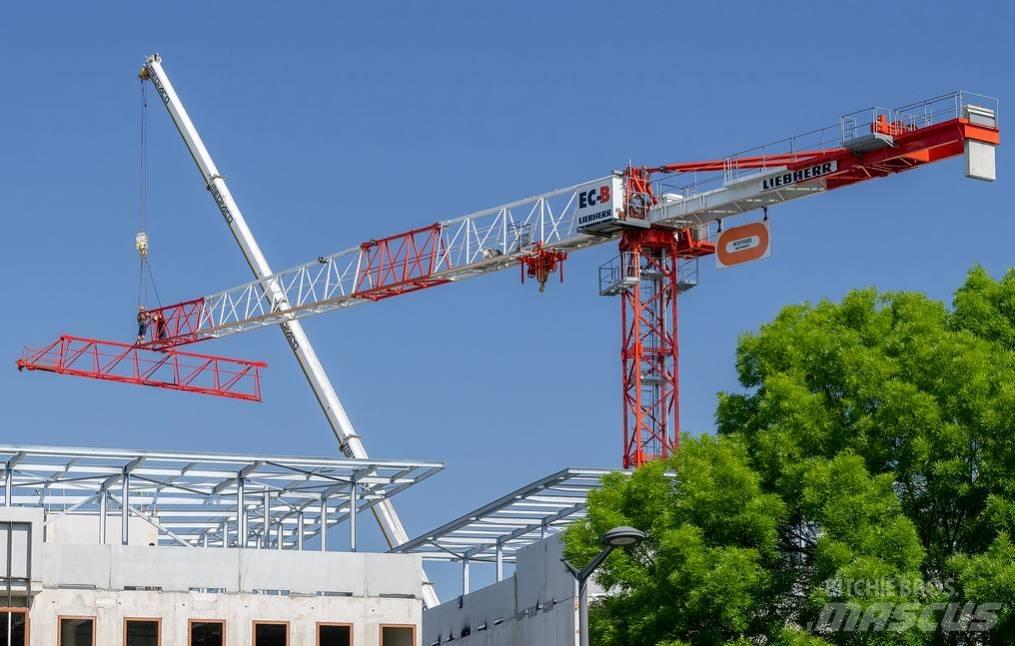 Liebherr 202 ECB Macarale turn