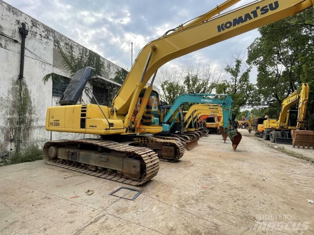 Komatsu PC 220 Excavatoare pe șenile
