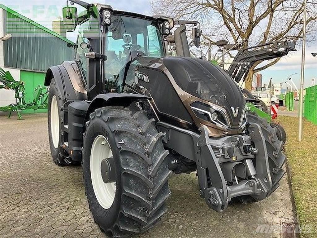 Valtra q285 Tractoare