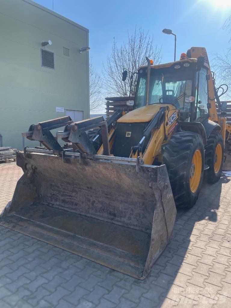 JCB 4 CX Buldoexcavatoare