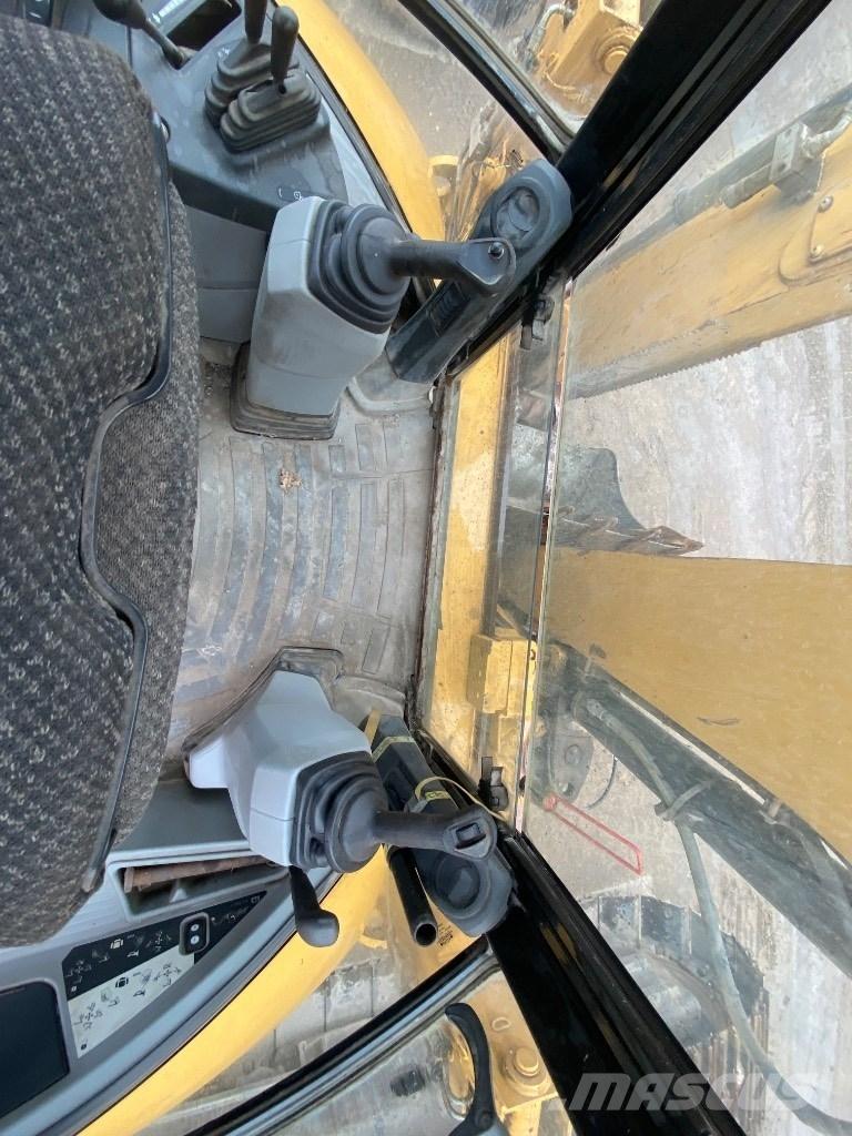 CAT 432 E Buldoexcavatoare