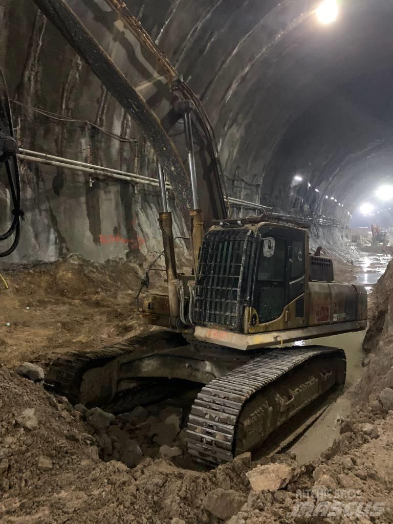 Komatsu PC450LC-8 Utilaje construcții - Altele