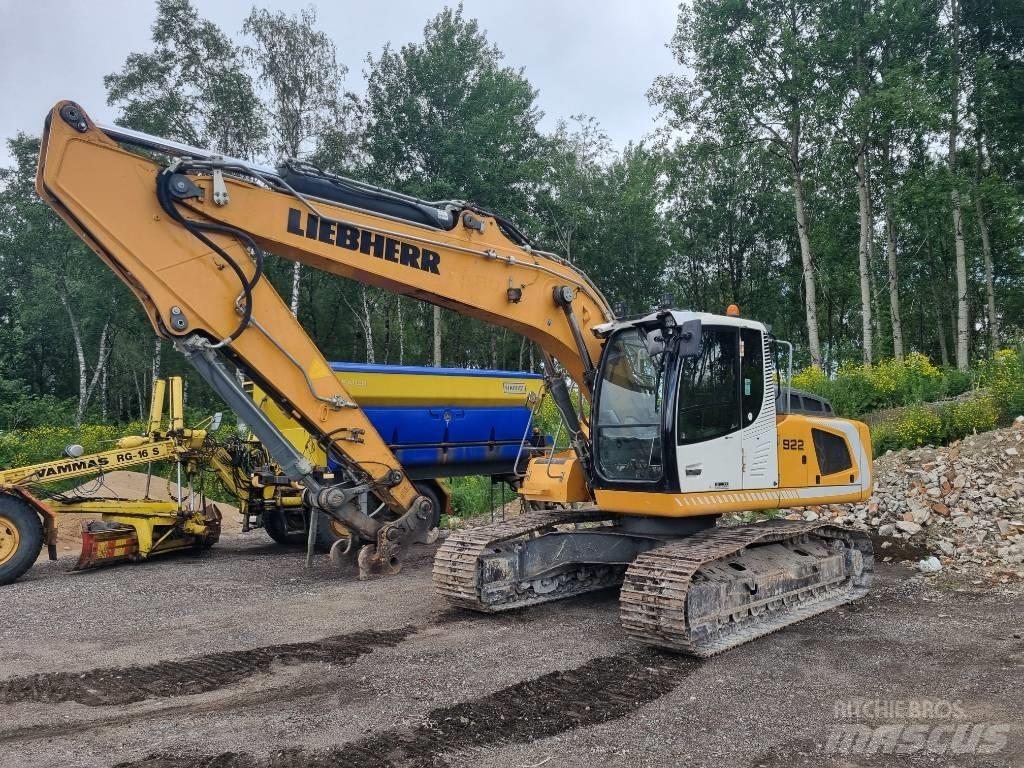 Liebherr R 922 Excavatoare pe șenile
