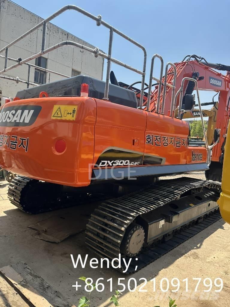 Doosan DX 300 Excavatoare 7t - 12t
