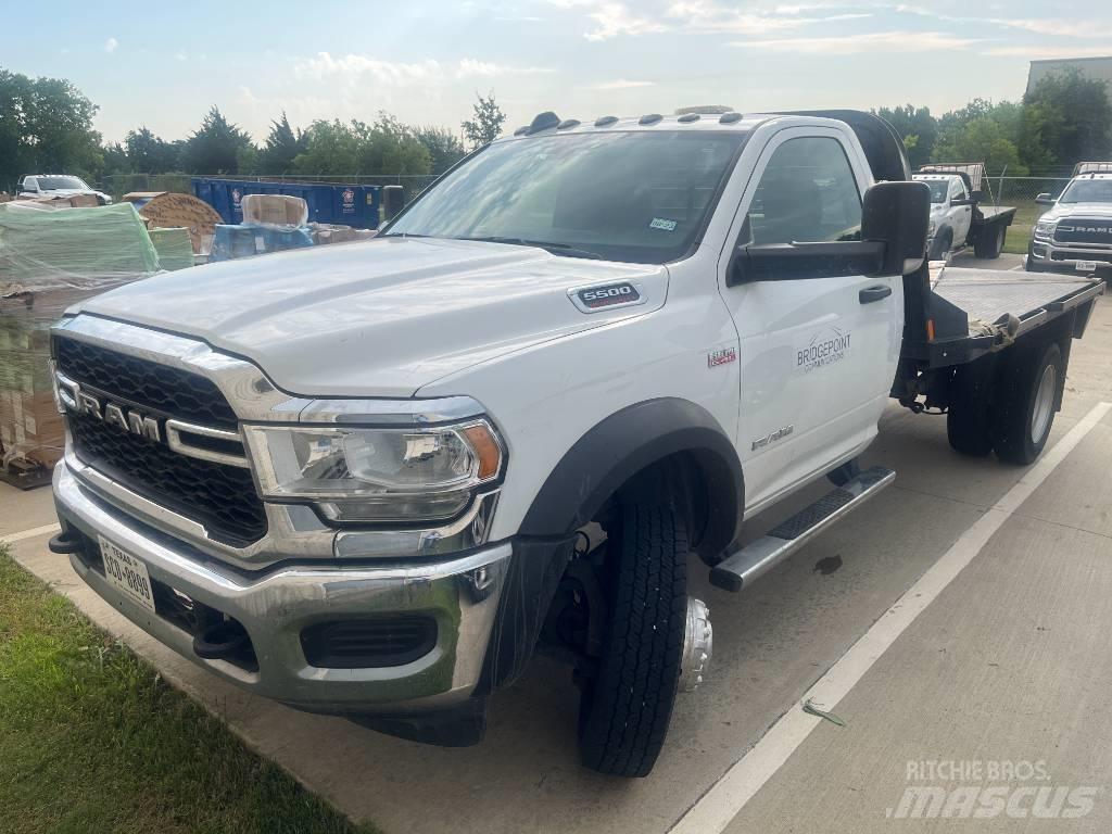 RAM 5500 Camioane platforma/prelata