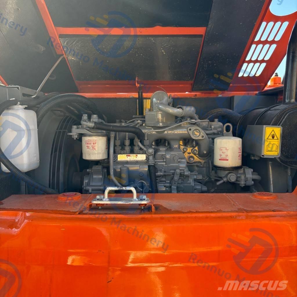 Hitachi ZX70 Mini excavatoare < 7t