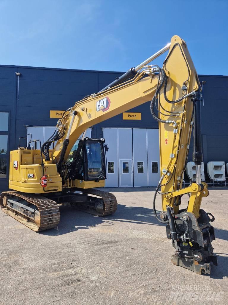 CAT 325 Excavatoare pe șenile
