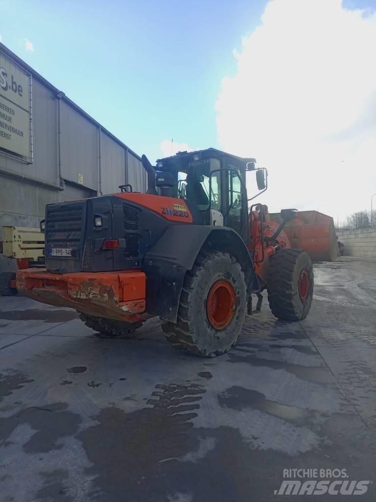 Hitachi ZW 220-6 Excavatoare cu roti