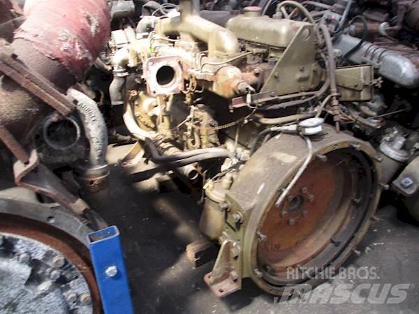 DAF 615 Motoare