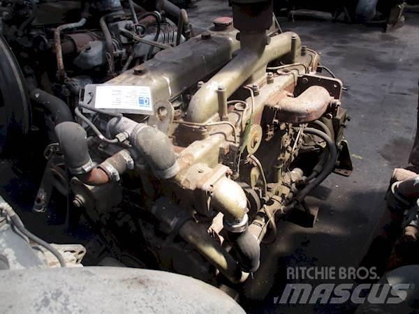 DAF 615 Motoare