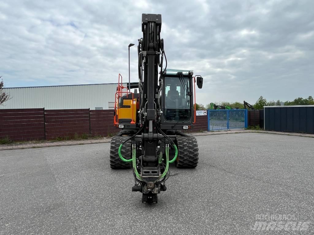 Volvo EWR 130 E Excavatoare cu roti