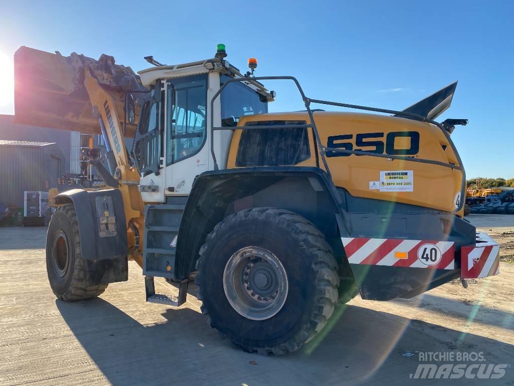 Liebherr L 550 Incarcator pe pneuri