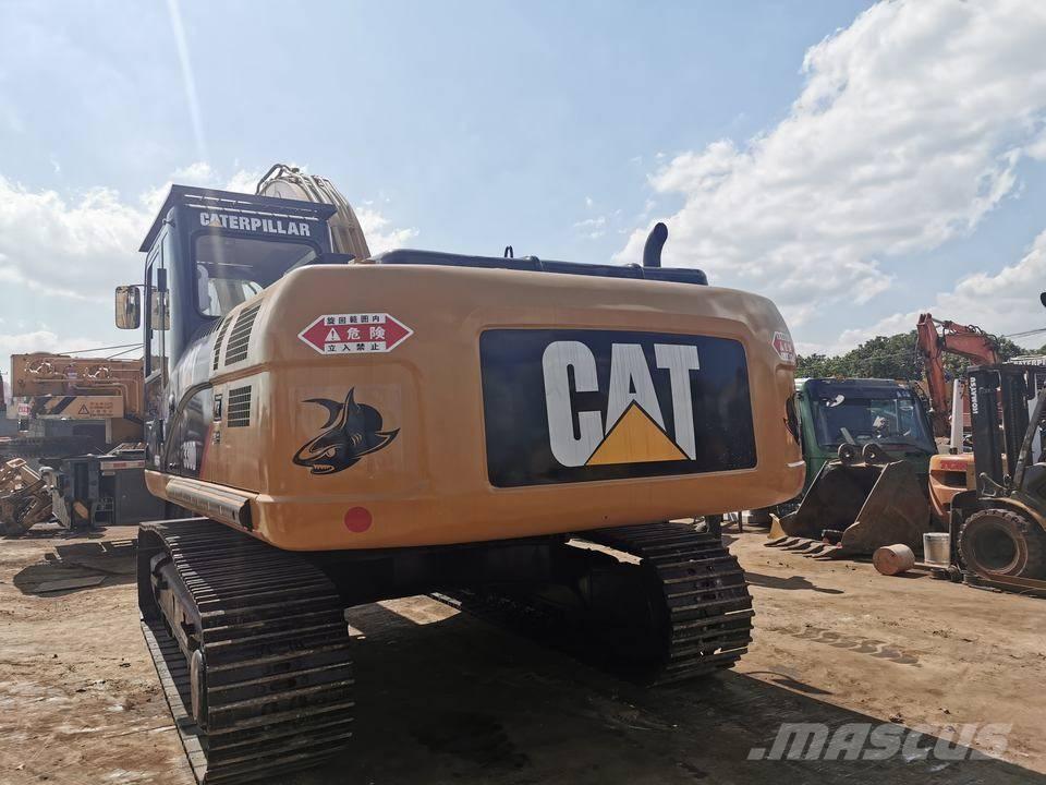 CAT 330 D L Excavatoare pe șenile
