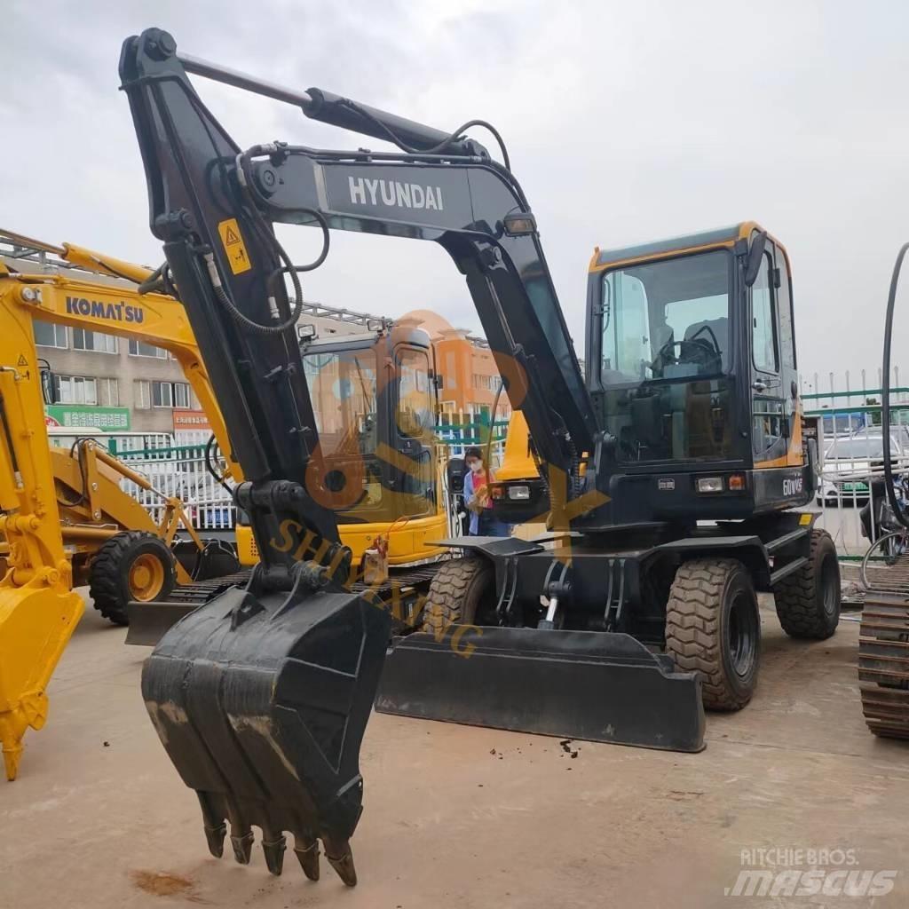 Hyundai 60w Excavatoare cu roti