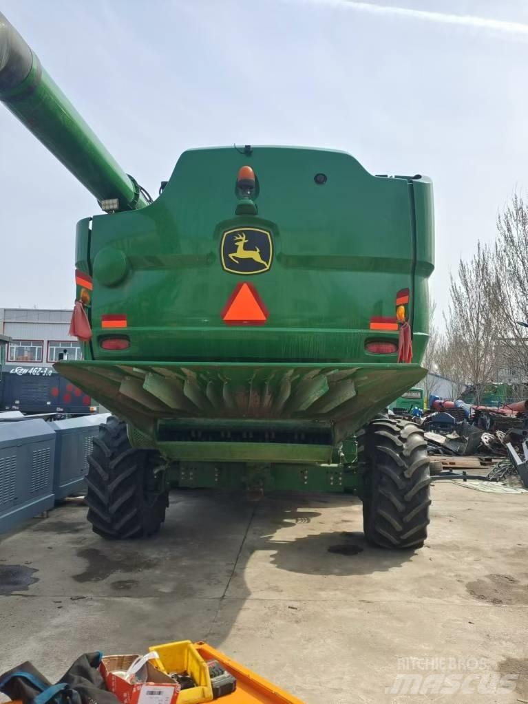 John Deere S660 Combine de secerat