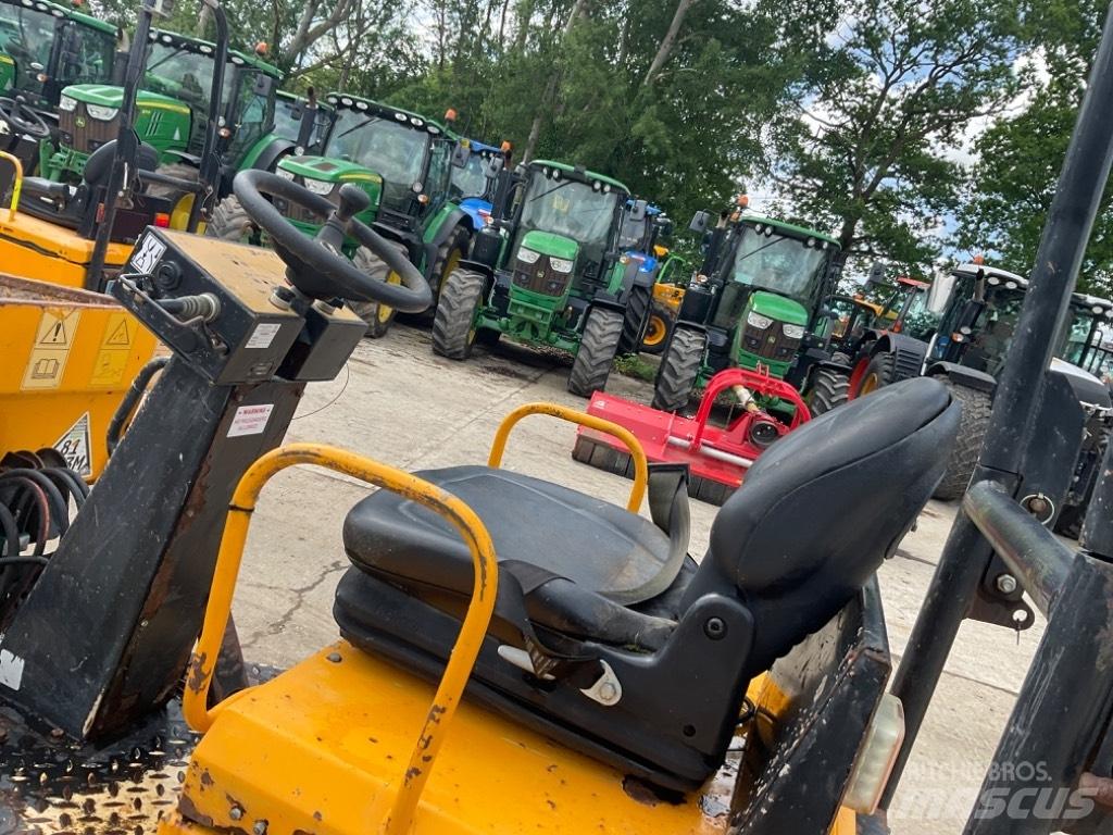JCB 1 TON Minitractor de teren