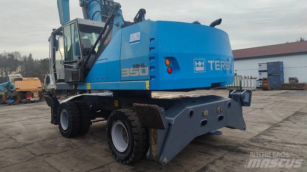 Fuchs MHL 350 E Paleta de manipulare