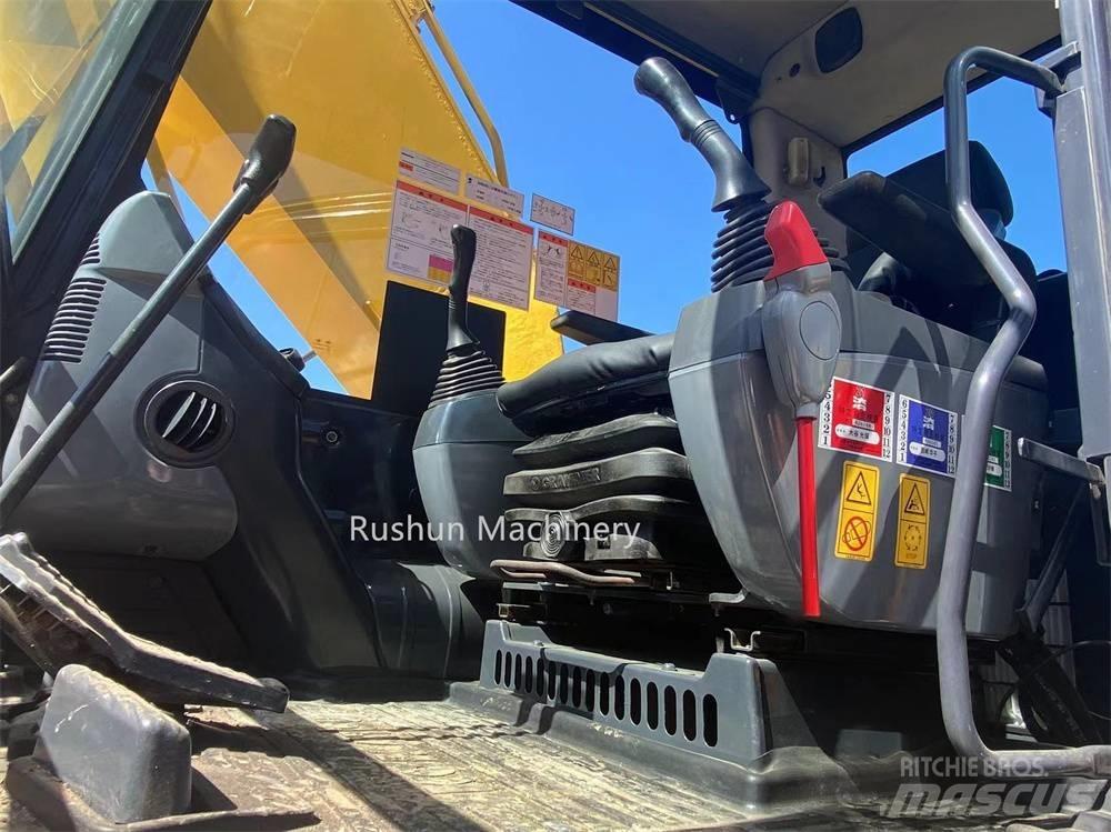 Komatsu PC 200 Excavatoare pe șenile
