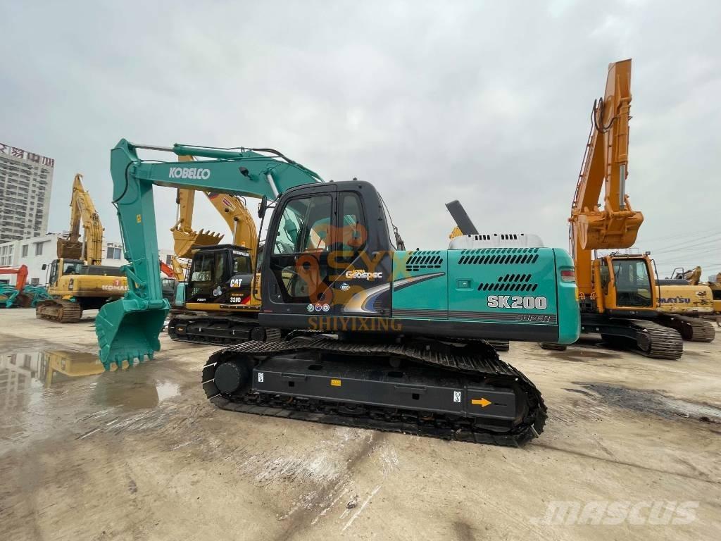 Kobelco SK 200-8 Excavatoare pe șenile
