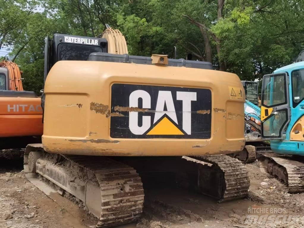 CAT 320d2 Excavatoare pe șenile
