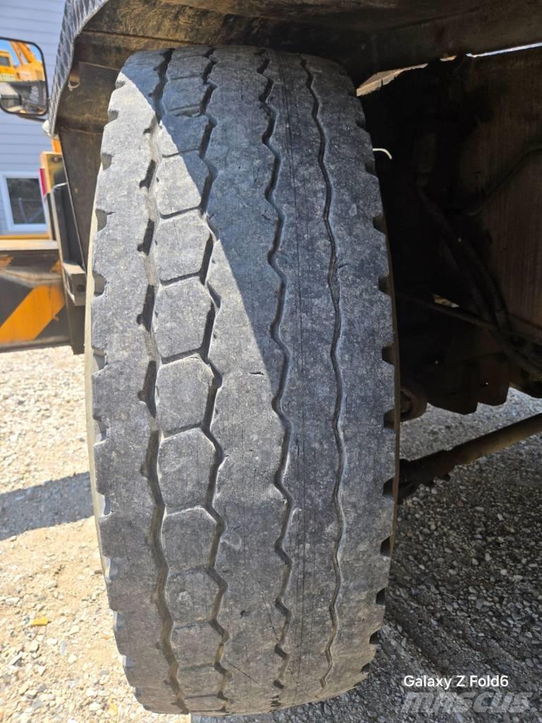 Kato SS500 Macara teren accidentat