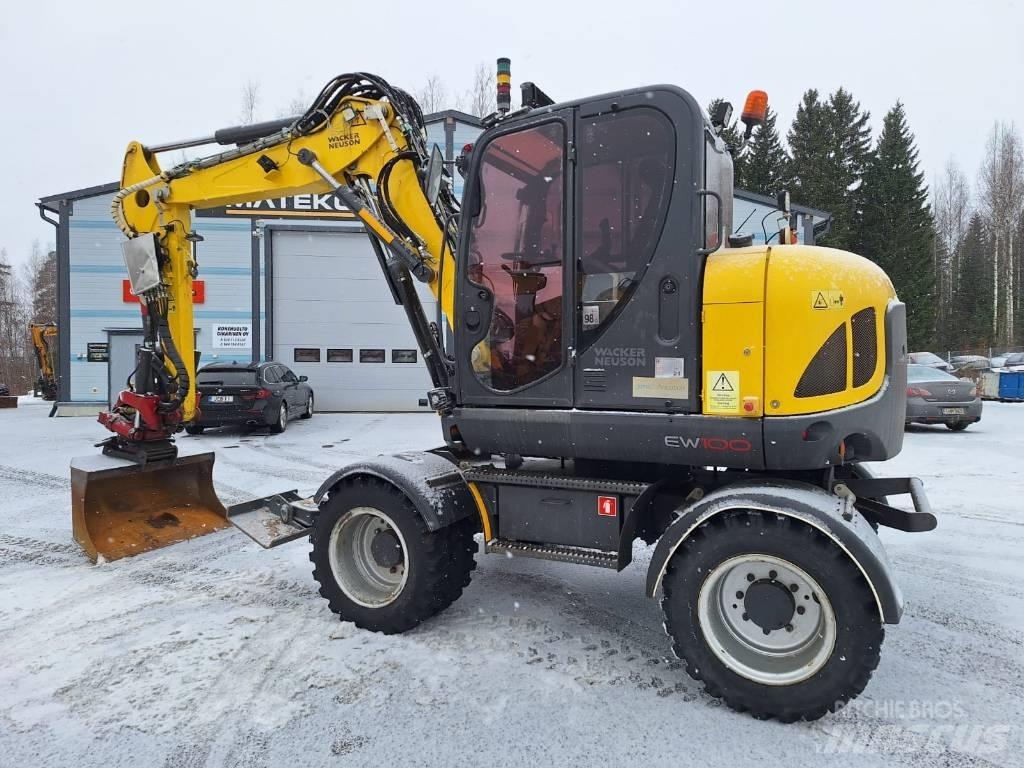 Wacker Neuson 9503-2 Excavatoare cu roti