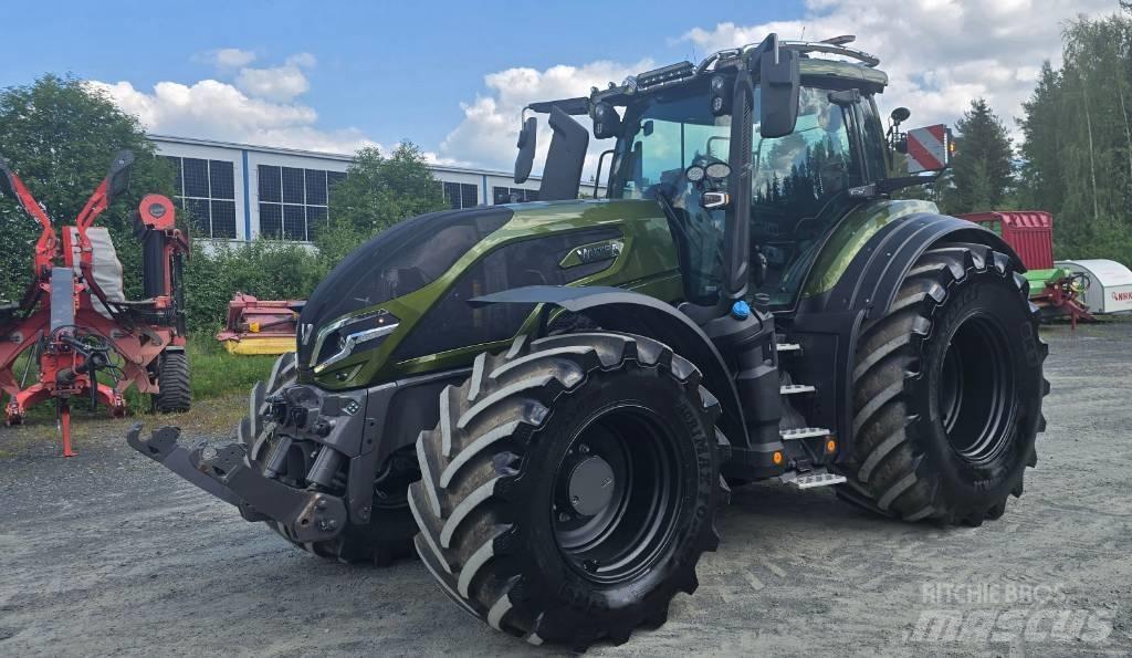 Valtra Q 285 Tractoare