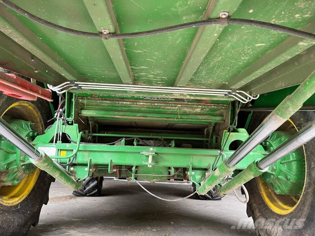 John Deere W 440 Combine de secerat