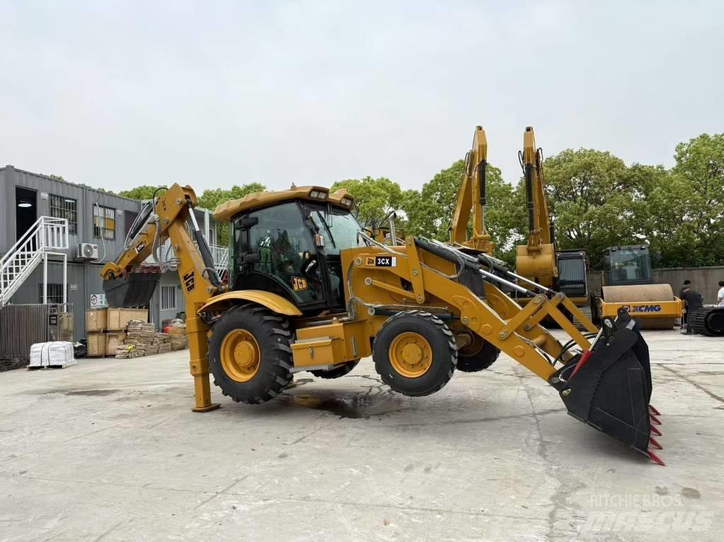 JCB 3 CX Buldoexcavatoare