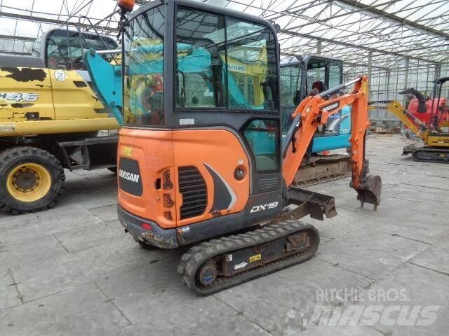 Doosan DX19 Mini excavatoare < 7t