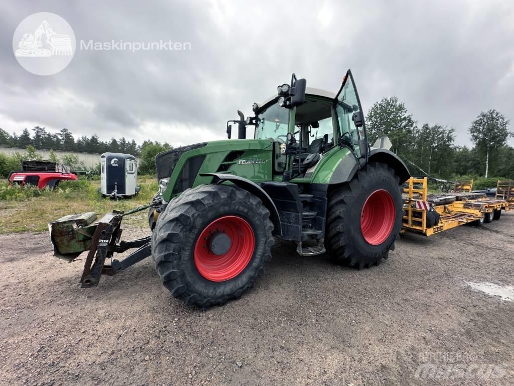 Fendt 824 Vario Tractoare