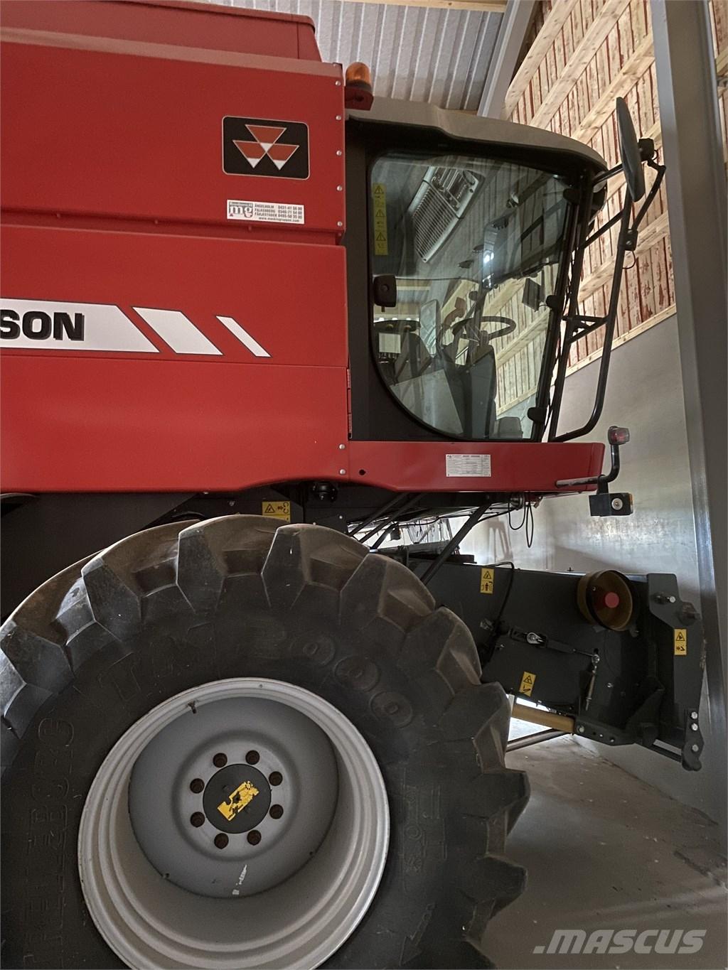 Massey Ferguson 7244 Combine de secerat