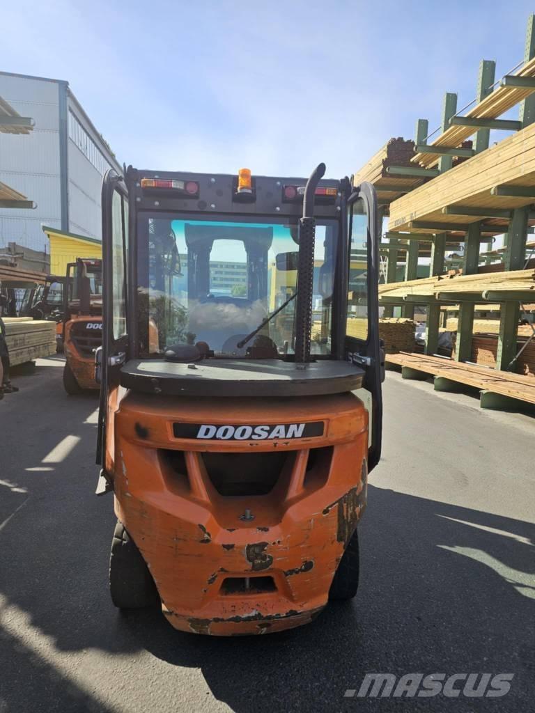 Daewoo Doosan D35C - 7 Stivuitor diesel