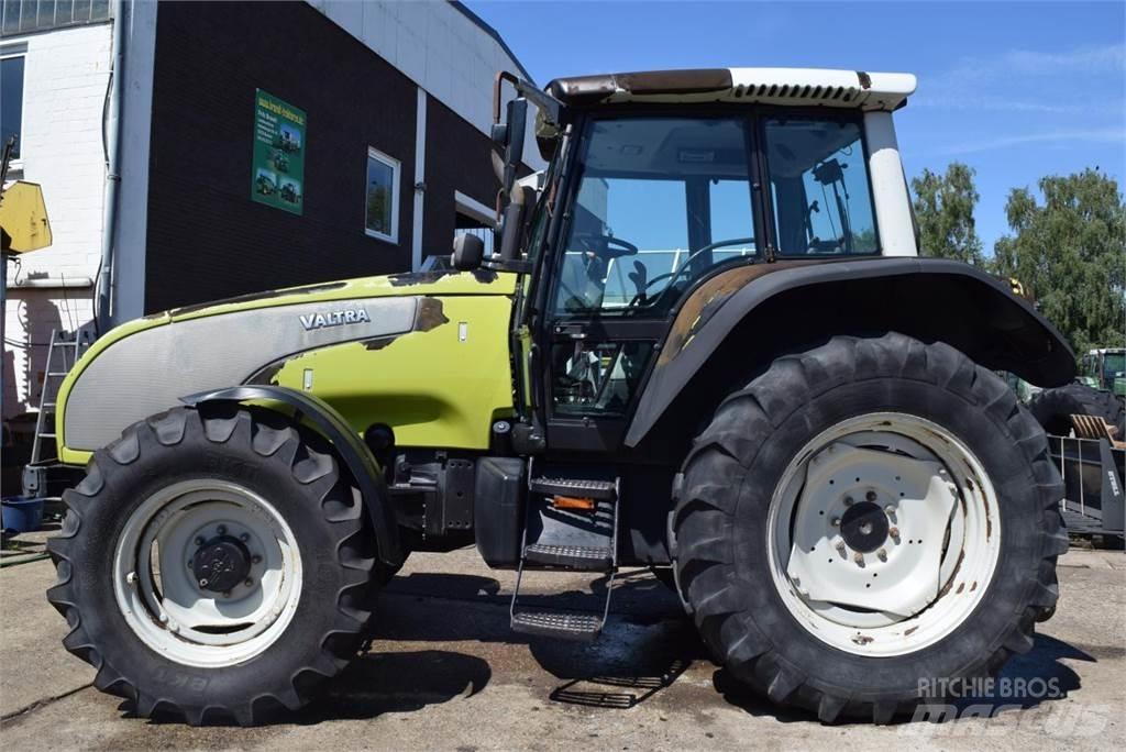 Valtra T120 Tractoare