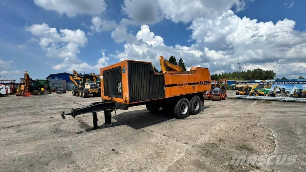 Doppstadt AK 250 Masina de tocat deseuri