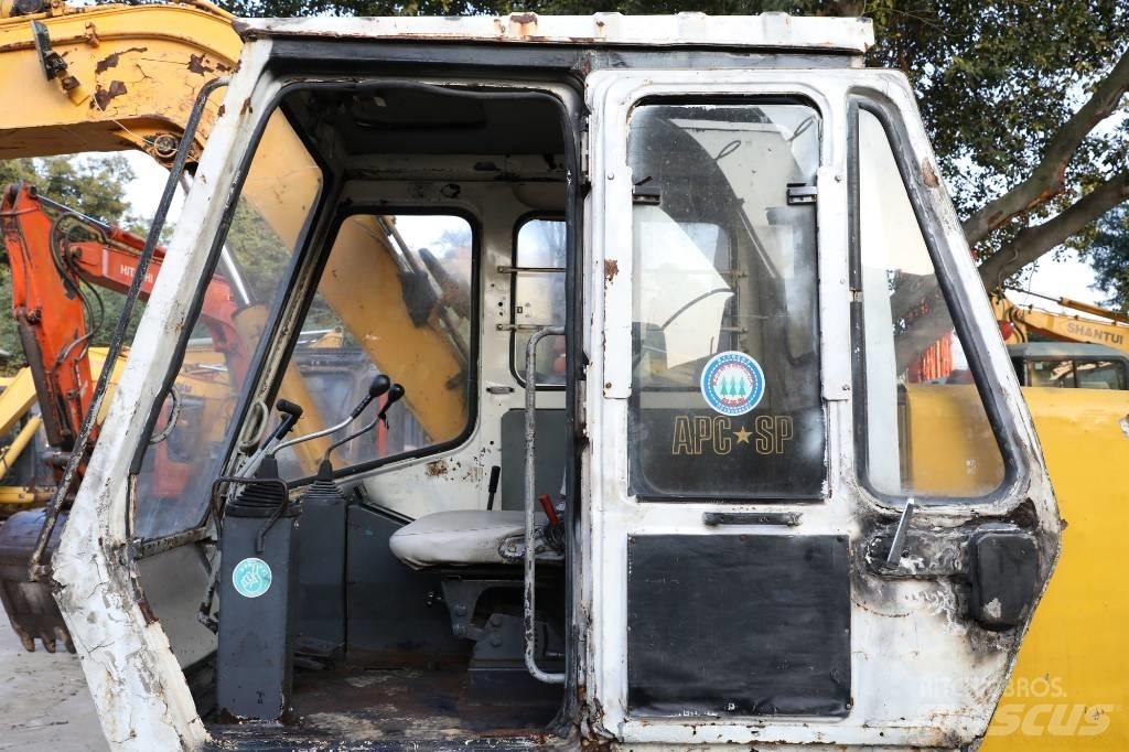 Kato HD 250 V II Excavatoare pe șenile
