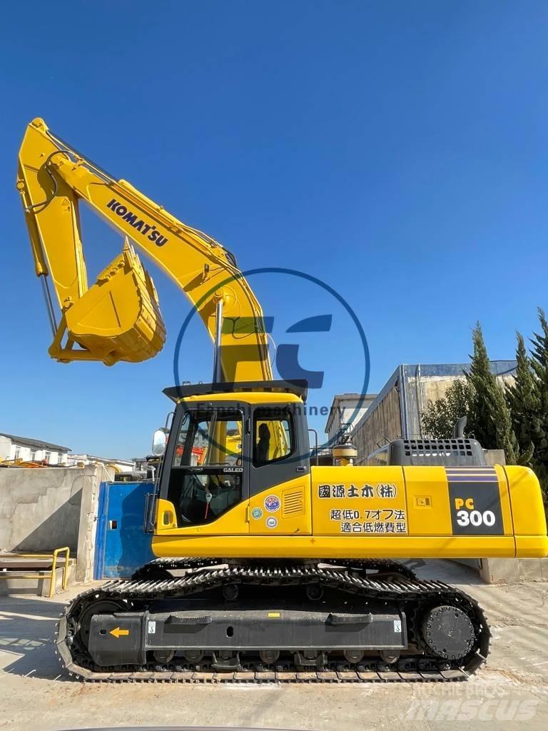 Komatsu PC 300 Excavatoare pe șenile
