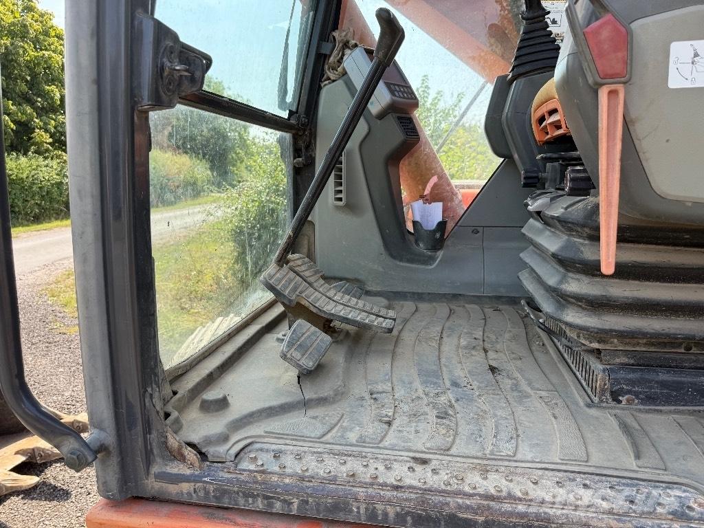 Doosan DX 225 LC Excavatoare pe șenile
