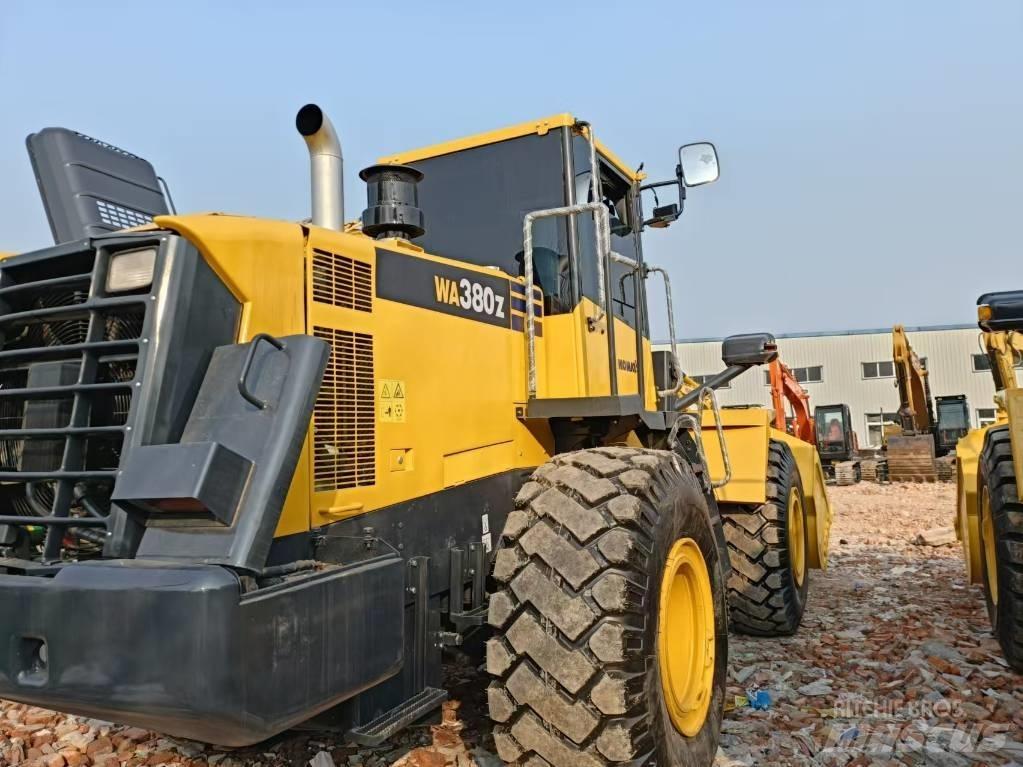 Komatsu WA 380-6 Incarcator pe pneuri