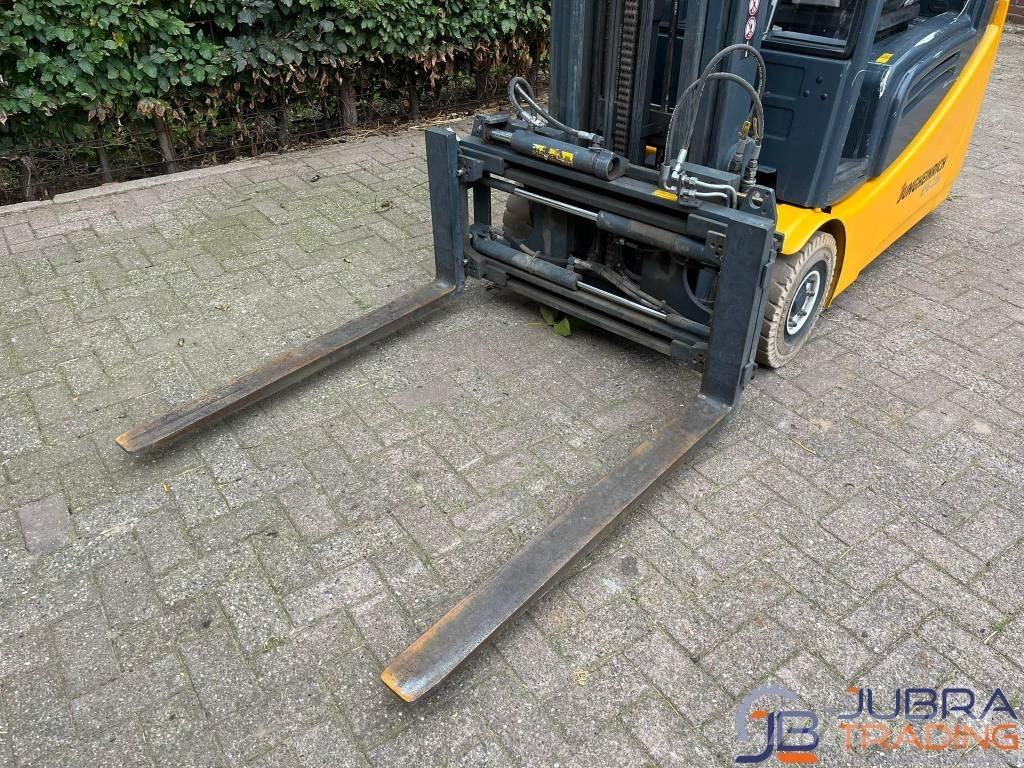 Jungheinrich EFG216 Stivuitor electric
