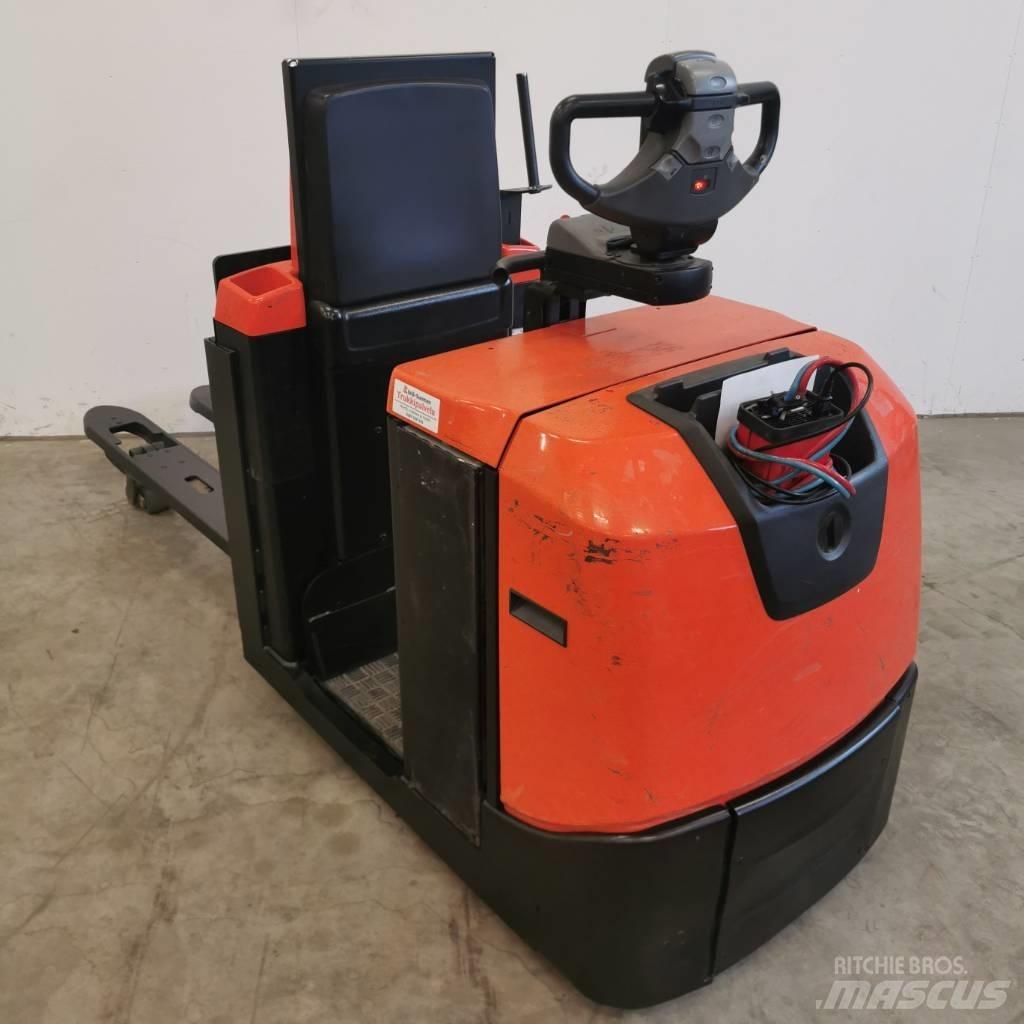 BT OSE 250 P Stivuitoare de micã inaltime pentu logistica