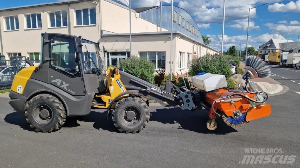 Mecalac AX 850 Incarcator pe pneuri