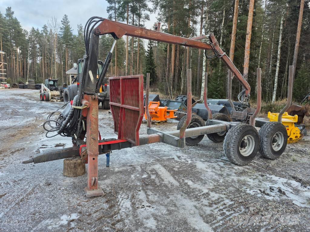 Patu 1800 Remorci forestiere