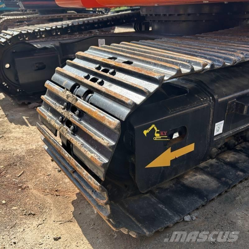 Doosan DX150 Excavatoare pe șenile
