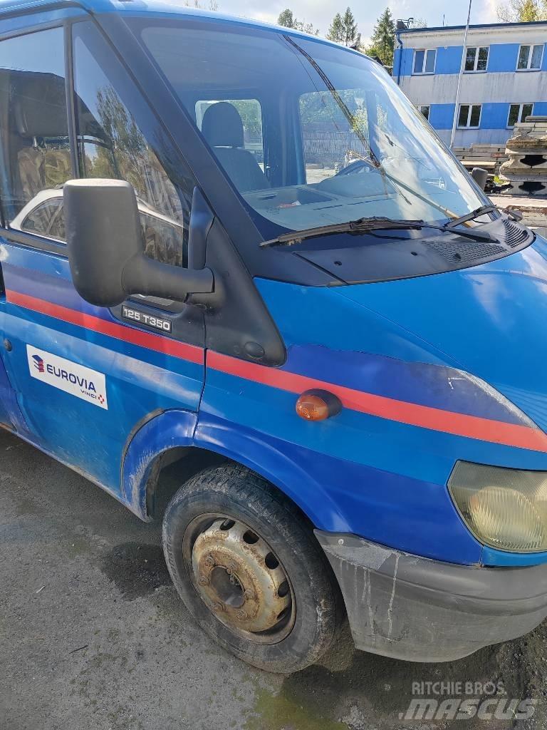 Ford Transit Utilitara