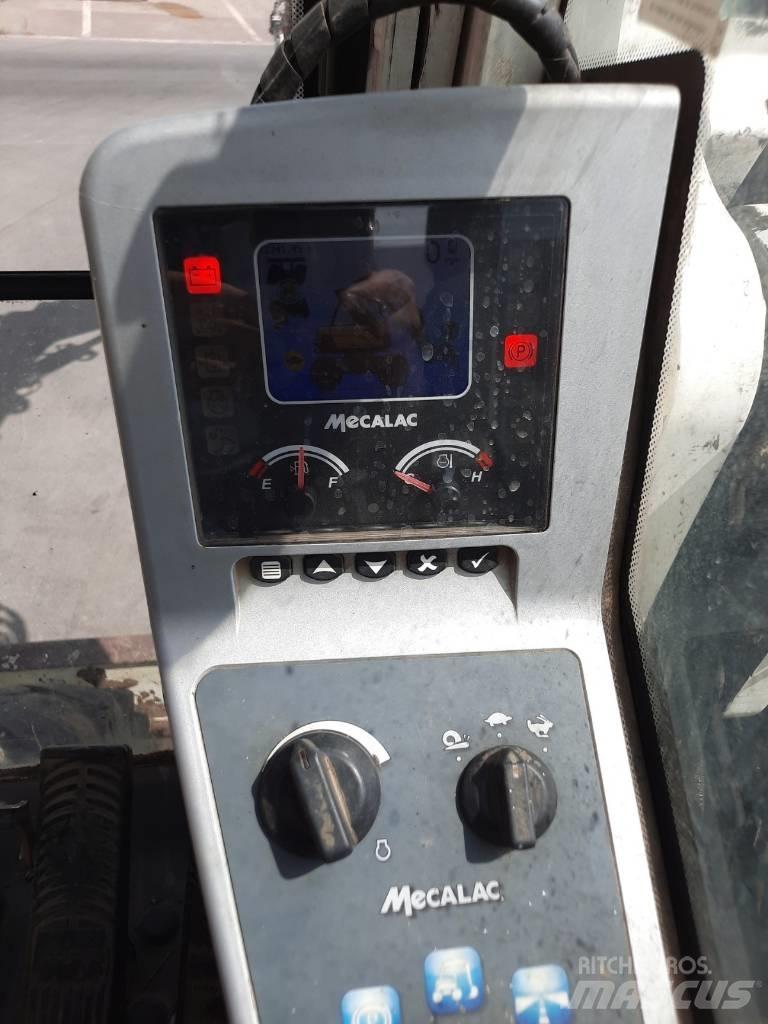Mecalac 714 MW Excavatoare cu roti
