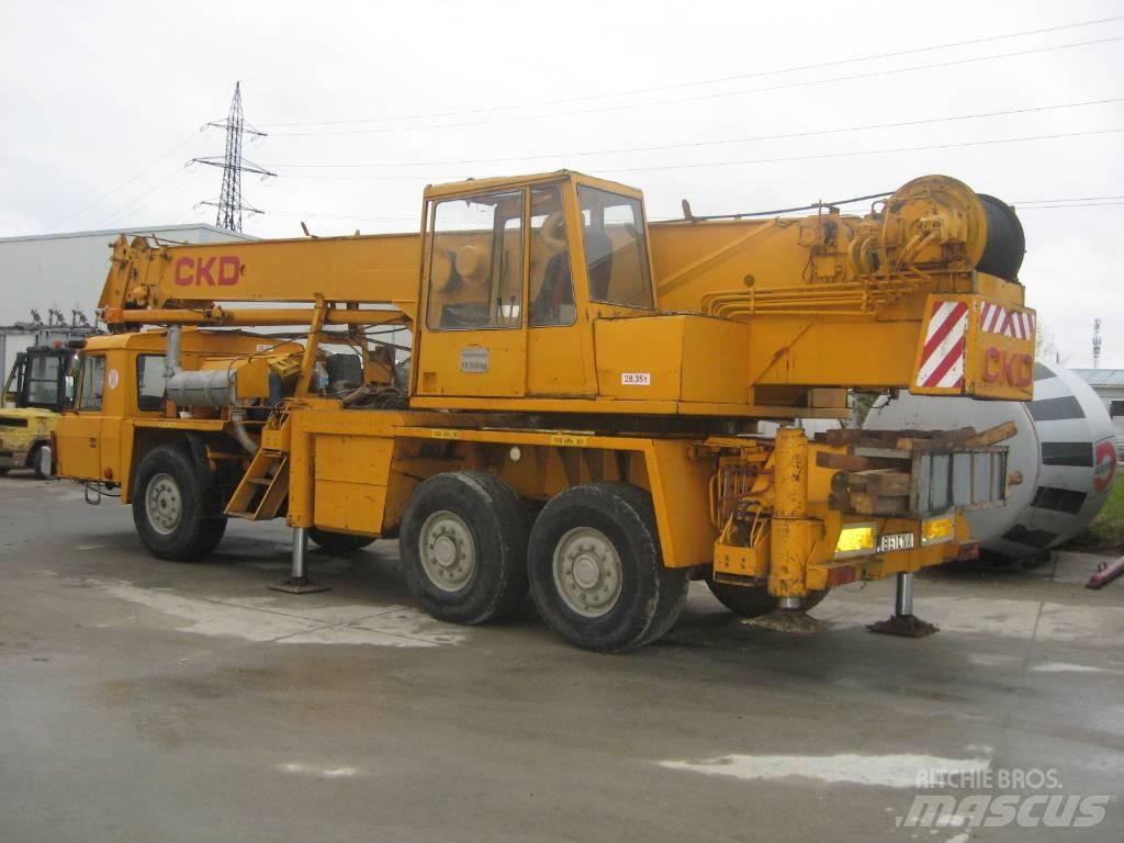 Tatra CKD Macara pentru orice teren