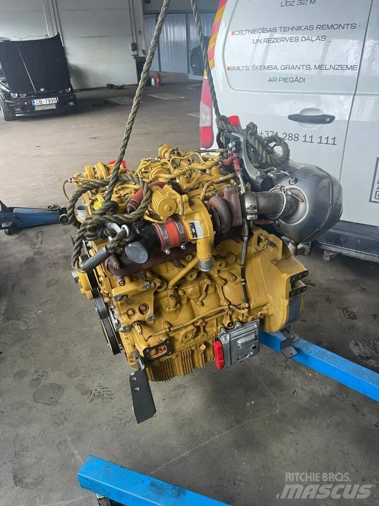 CAT 313 model Motoare