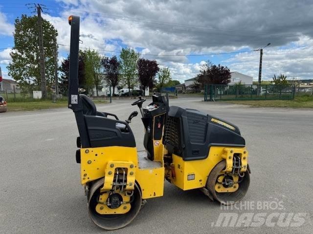 Bomag BW 100 AD M-5 Cilindri compactori dubli